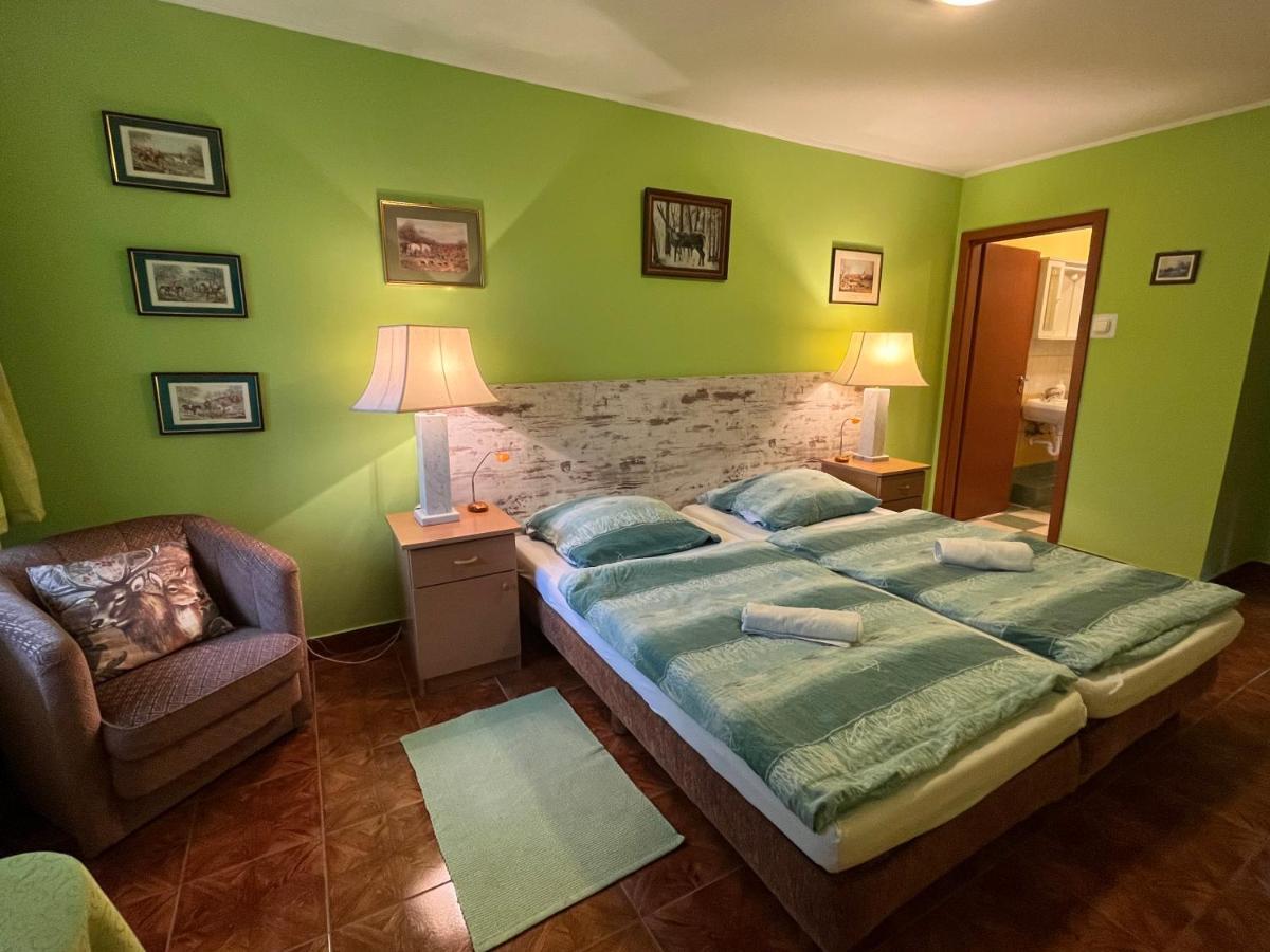 Erdei Vendégház Bogot Exterior foto